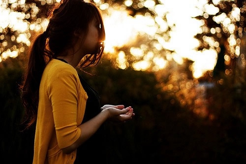 悲伤简单的情侣网名 悲伤简单的情侣网名