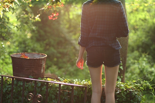 张爱笑网名是女的吗